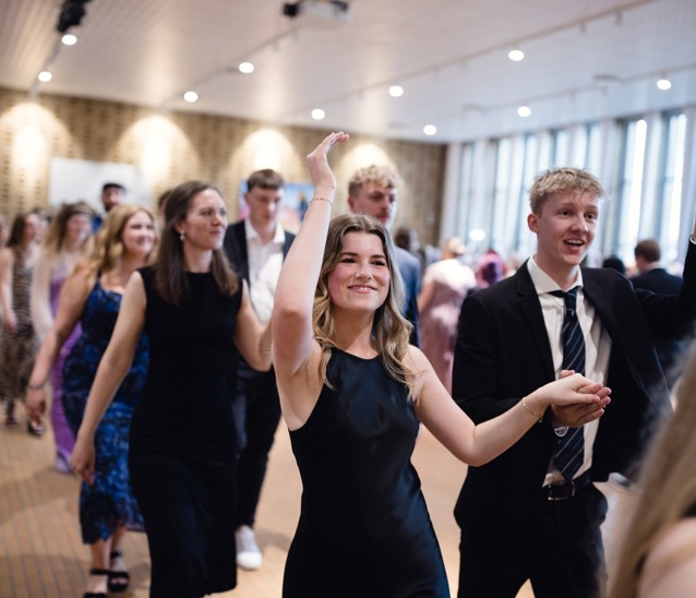 345894653 232553939385637 5455265129495540916 N