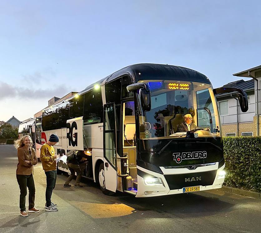 Busrejse i Danmark,  moderne transport med komfortabel turistbus og nem grupperejse til oplevelser og udflugter.