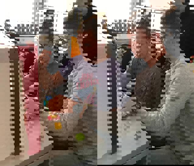 244276086 4504125719610045 5892692886973315474 N