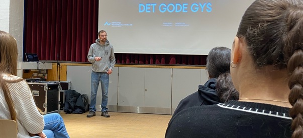 465184233 18441377632067169 1962506338219798023 N